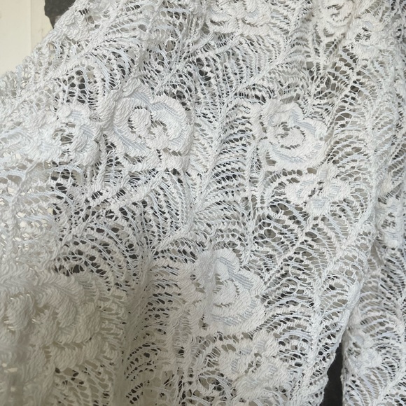 NWOT Mina Uk boho lace top size medium - Picture 2 of 5